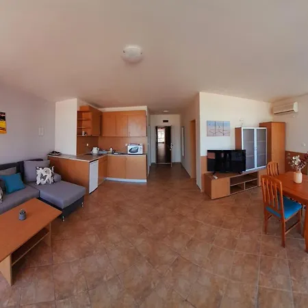 Hotell аурелия бей