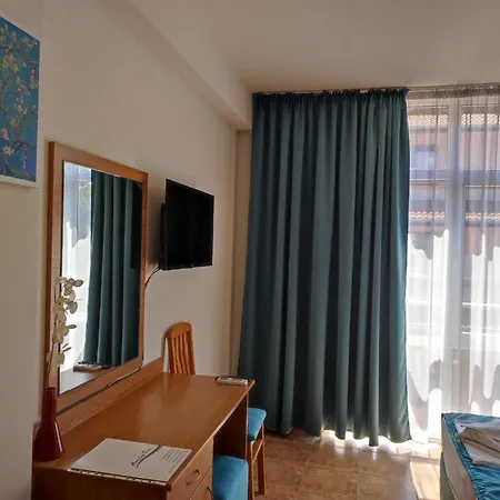 Hotell аурелия бей