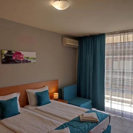 аурелия бей Hotell