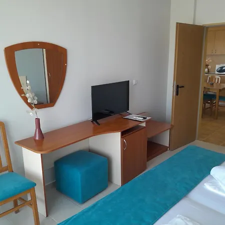 Hotell аурелия бей Ravda